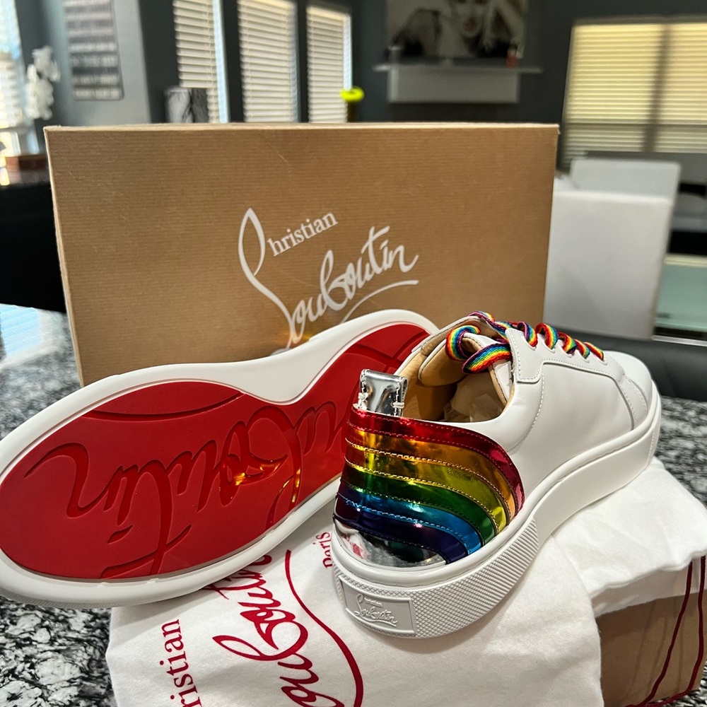 Christian Louboutin 
Women's Arkenspeed 
🏳️‍🌈 Rainbow Leather Sneakers👟